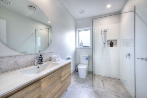 Archella 2 - Beautifully Appointed, Close To Golf Course & Play Ground - Accommodation Coffs Harbour 1