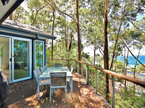 Aqua Pure At Hyams Beach 4pm Check Out Sundays - Accommodation Coffs Harbour 5