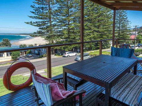 CARMELONE Gerroa 4pm Check Out On Sundays - Accommodation Coffs Harbour 0