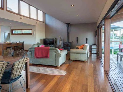 CARMELONE Gerroa 4pm Check Out On Sundays - Accommodation Coffs Harbour 6