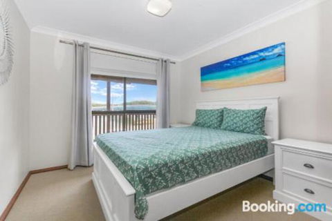 Stingray Shores Your Riverside Escape - Accommodation Coffs Harbour 1