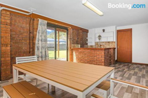 Stingray Shores Your Riverside Escape - Accommodation Coffs Harbour 5