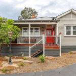 Vintage Charm On St. Leonards - Accommodation Coffs Harbour 0