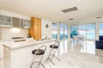 Penthouse Liberty Towers - Accommodation Coffs Harbour 3