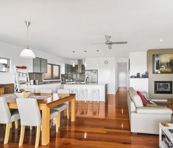 SUNNY DAZE BONNY HILLS - Accommodation Coffs Harbour 4