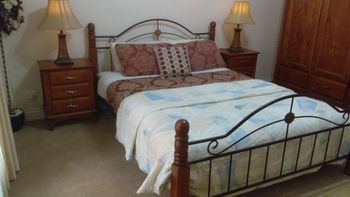 Deloraine Comfort - Accommodation Coffs Harbour 0