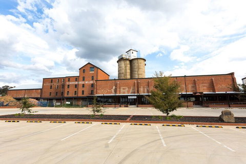 Trendy Self Contained City Apartment - Accommodation Coffs Harbour 0