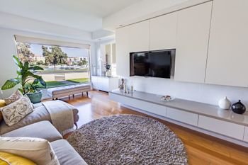 Serene Marinafront 3BR Retreat - Accommodation Coffs Harbour 0