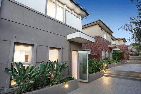 Kew Luxurious Townhouse - Accommodation Coffs Harbour 1