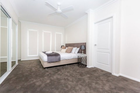 Wagga Apartments 1 - Accommodation Coffs Harbour 3