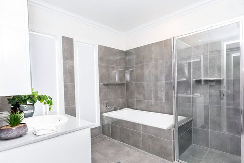Wagga Apartments 1 - Accommodation Coffs Harbour 6
