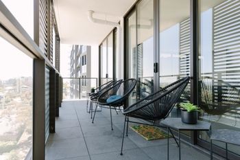 Super Spacious City View Apartments - Accommodation Coffs Harbour 3