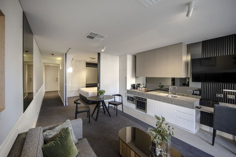 Majestic M Suites - Accommodation Coffs Harbour 4