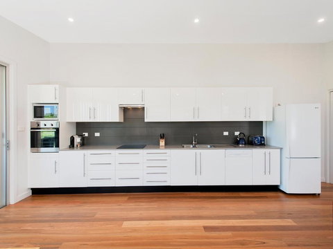 Ocean Views 41A Ocean Avenue - Accommodation Coffs Harbour 5