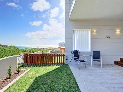 Ocean Views 41A Ocean Avenue - Accommodation Coffs Harbour 1