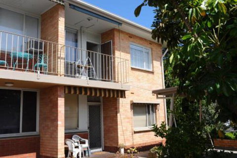 Glenelg Holiday Apartments The Broadway - Accommodation Coffs Harbour 5