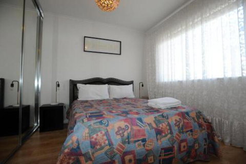 Glenelg Holiday Apartments The Broadway - Accommodation Coffs Harbour 3
