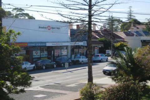 Glenelg Holiday Apartments The Broadway - Accommodation Coffs Harbour 2