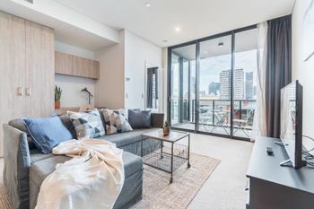 Executive Two Bedroom City Apartment With Views - Accommodation Coffs Harbour 0