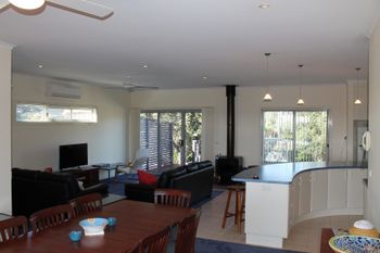 Redrocks Retreat - Accommodation Coffs Harbour 3