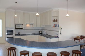 Redrocks Retreat - Accommodation Coffs Harbour 2