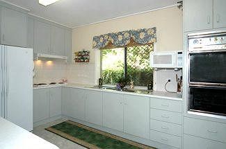 Ambience Holiday Apartments - Accommodation Coffs Harbour 3