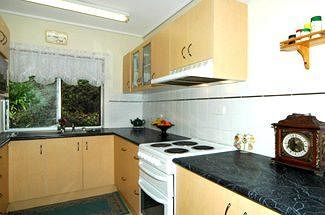 Ambience Holiday Apartments - Accommodation Coffs Harbour 4