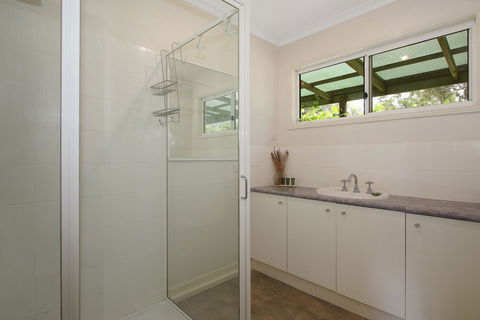Feathertop Views And Dorm - Accommodation Coffs Harbour 3