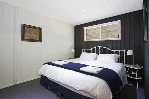 Feathertop Views And Dorm - Accommodation Coffs Harbour 5