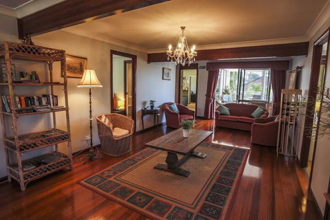 Ainslie Manor B&B - Accommodation Coffs Harbour 1