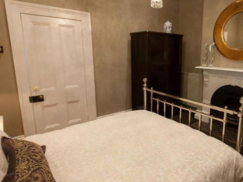 Finches Of Beechworth - Accommodation Coffs Harbour 5