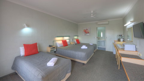 Alluna Motel - Accommodation Coffs Harbour 2