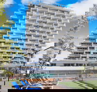 Elouera Tower Beachfront Apartments - Accommodation Coffs Harbour