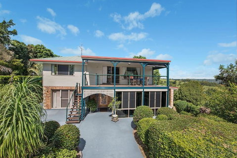 Artisan Spa Views - Accommodation Coffs Harbour 3