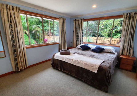 Artisan Spa Views - Accommodation Coffs Harbour 5