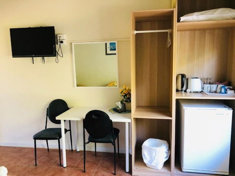 Jurien Bay Hotel - Accommodation Coffs Harbour 4