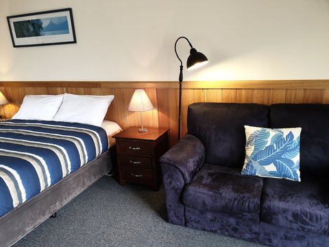 Driftwood Strahan Villas - Accommodation Coffs Harbour 1