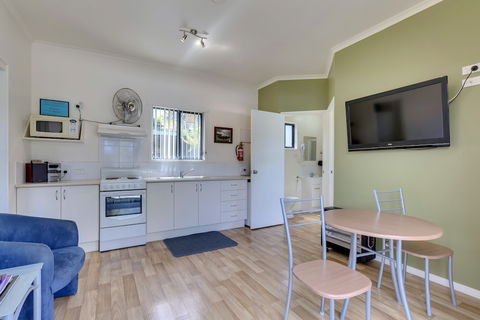 Port Huon Cottages - Accommodation Coffs Harbour 6