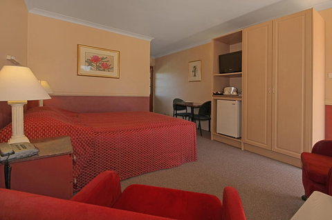 Milton Village Motel - Accommodation Coffs Harbour 2