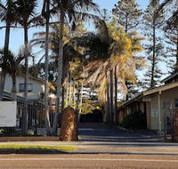 El Lago Waters Tourist Park - Accommodation Coffs Harbour