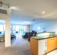 Glenelg Beachside Apartments - Accommodation Coffs Harbour