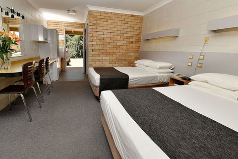 Burke And Wills Motor Inn - Accommodation Coffs Harbour 7