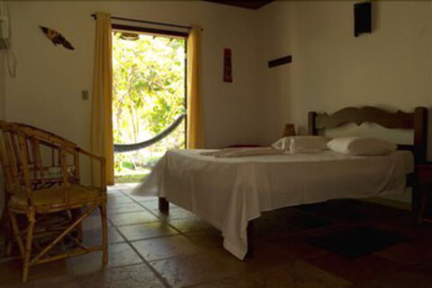 Emaroo Hotel Port Hughes - Accommodation Coffs Harbour 6