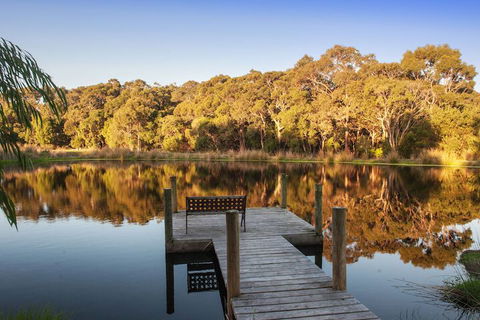 Acacia Chalets - Accommodation Coffs Harbour 7