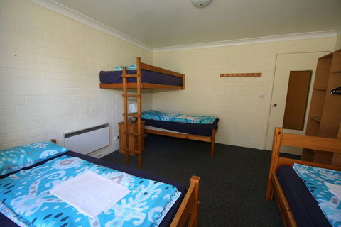Alpha Centauri Townhouses - Accommodation Coffs Harbour 5
