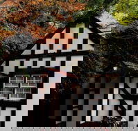 Tudor Cottages Mt Dandenong - Accommodation Coffs Harbour