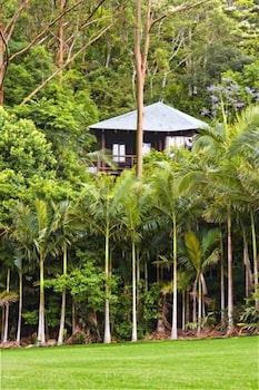 Secrets On The Lake - Accommodation Coffs Harbour 1