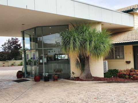 McNevin's Tamworth Motel - Accommodation Coffs Harbour 0