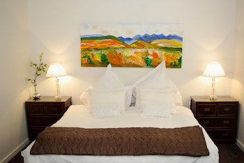 Elwood VIC Accommodation Coffs Harbour