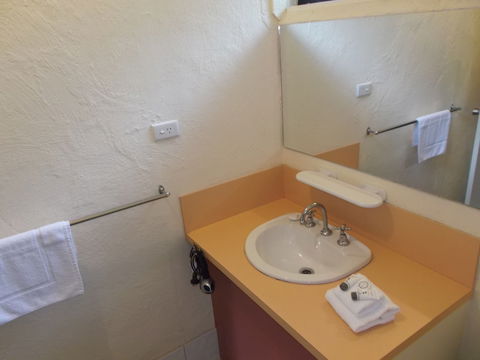 Harrietville Hotel Motel - Accommodation Coffs Harbour 4